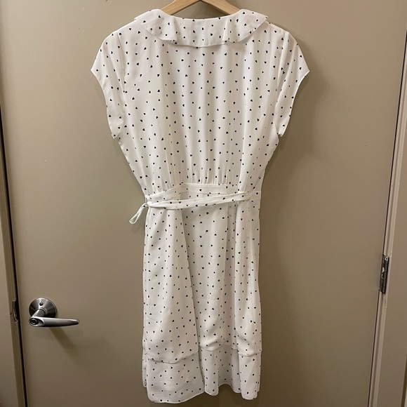 Aritzia Sunday Best Ruffle Wrap mini Dress black and white heart print size 4 - Picture 5 of 8